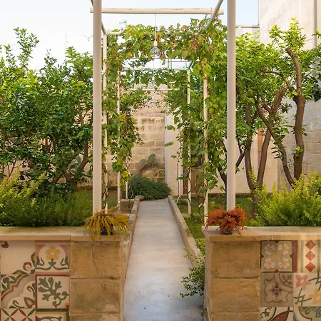 Orodo Luxury Bed and Breakfast 2*